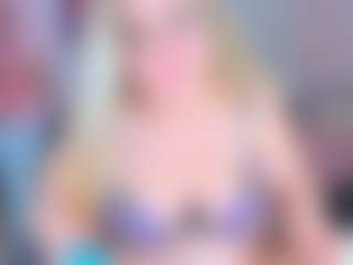 AdabelaUrHotDream's Live Sex Cam Show