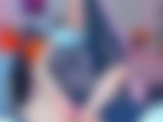 Live cam show with AdabelaUrHotDream - Oil on Dolls Live