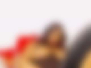 Live cam show with xQueenSexyx - Middle Aged on mypornchat.com