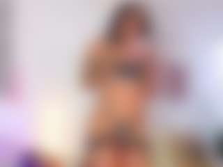 Live cam show with Holly-T - Anal on sexylive.show