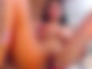 Live cam show with Holly-T - Handjob on Camsoda