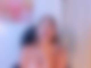 Live cam show with MariamRivera - Solo on Camsoda