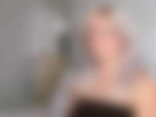 KristiHoward's Live Sex Cam Show