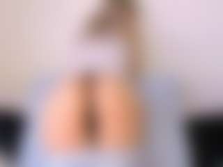 KristiHoward's Live Sex Cam Show