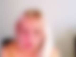 KristiHoward's Live Sex Cam Show