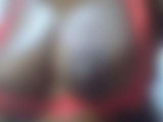 Live cam show with Sessley - Twerk Ebony on Milf Play