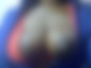 Live cam show with Sessley - Milk on Camsoda