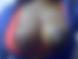 Live cam show with Sessley - Tease Black on Milfs Live | kenya