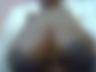 Live cam show with Sessley - Ebony Lush on Hubzter Live
