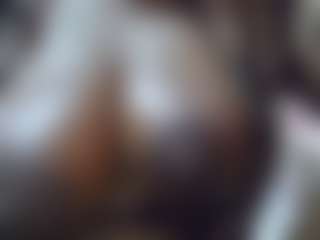 Live cam show with Sessley - Ebony Lovense on CamClone