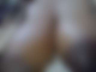Live cam show with Sessley - Lactating on Stripli.com