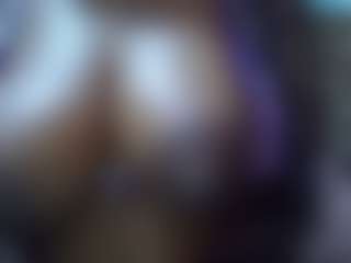 Live cam show with Sessley - Lactating on TeamSkeetLive