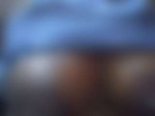 Live cam show with Sessley - Big Tits Curvy on livesuperchat.net
