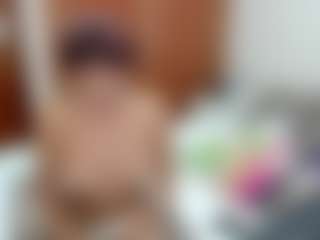 Live cam show with HONNY-SUGAR19 - Ebony on Camsoda | spain