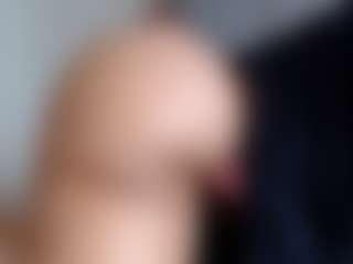 berrybunny's Live Sex Cam Show