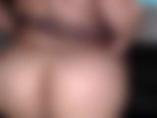berrybunny's Live Sex Cam Show
