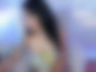Live cam show with ElisaBaxter - Fingering Asian on Gym Cam Girls