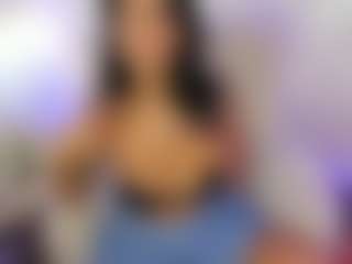 Live cam show with ElisaBaxter - Asian Curvy on Free Soda