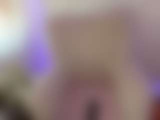 Live cam show with ElisaBaxter - Thin on Camsoda