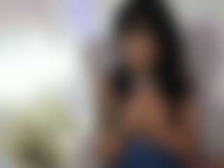 ElisaBaxter MILF webcam performer live streaming