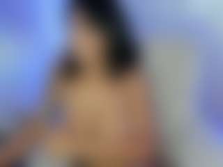 ElisaBaxter MILF webcam performer live streaming
