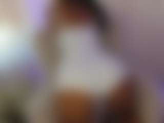 ElisaBaxter's Live Sex Cam Show