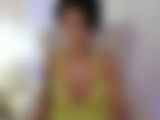 Live cam show with ElisaBaxter - Gamer Mature on Streamer API