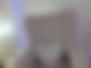 Live cam show with ElisaBaxter - Spank Brown Hair on xheatlive.com