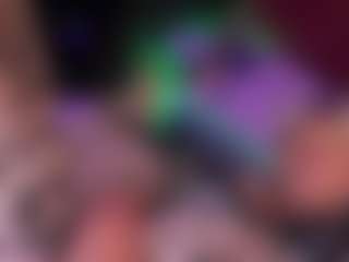 laurenhills's Live Sex Cam Show