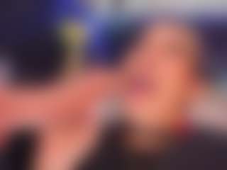 laurenhills's Live Sex Cam Show