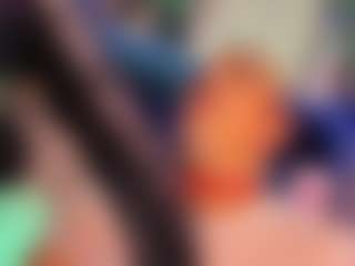 Live cam show with laurenhills - Bedroom on Camsoda