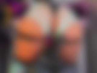 laurenhills's Live Sex Cam Show