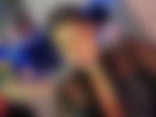 laurenhills's Live Sex Cam Show
