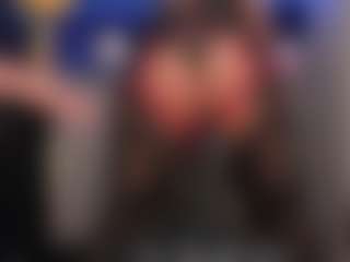 laurenhills's Live Sex Cam Show