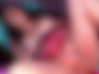 Live cam show with mara - Tease on Livezox