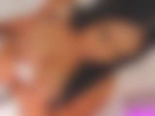 Live cam show with Bellababy - Bikini on AdultVida.com