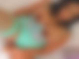 Bellababy's Live Sex Cam Show