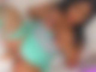 Live cam show with Bellababy - Ebony Teen (18+) on Dolls Live