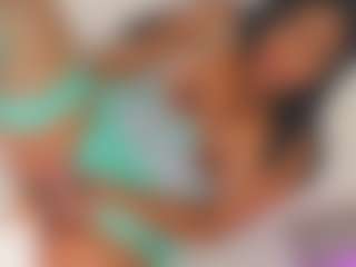Bellababy's Live Sex Cam Show
