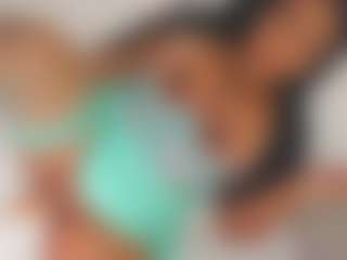 Live cam show with Bellababy - Tease Black on Camsoda