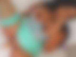 Bellababy's Live Sex Cam Show