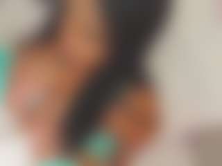 Live cam show with Bellababy - Latina on fapnchat