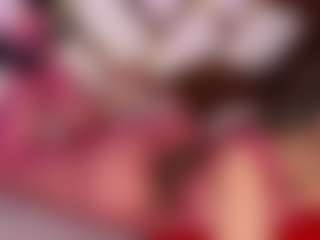 Live cam show with gisellereyess - Bikini on Milfs Live
