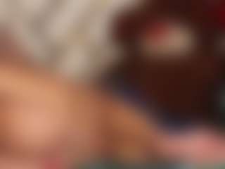 gisellereyess's Live Sex Cam Show