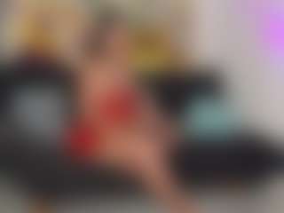 Live cam show with gisellereyess - Outside on Camsoda Late Night