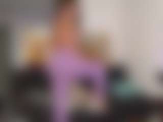 gisellereyess's Live Sex Cam Show
