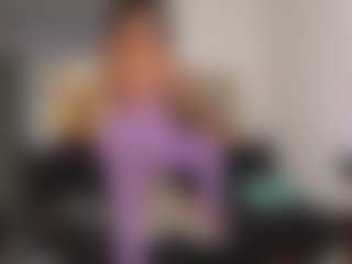 gisellereyess's Live Sex Cam Show