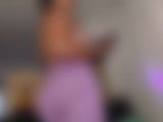 gisellereyess's Live Sex Cam Show