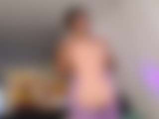 gisellereyess's Live Sex Cam Show