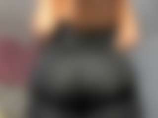 gisellereyess's Live Sex Cam Show